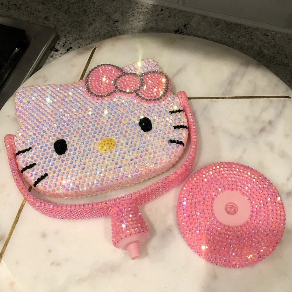 ✨NWT✨ Hello Kitty Crystal Sparkle Bedazzled Table Top Stand Mirror - Picture 10 of 11